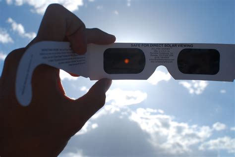 How to know if your eclipse glasses are safe - Explore Rexburg