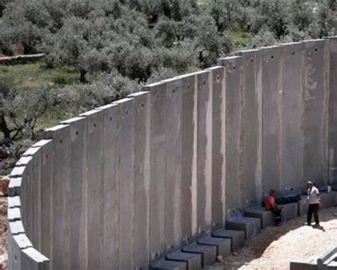 Israel Completes 8.5% of Border Wall with Lebanon | Al Defaiya