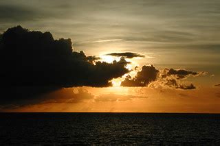Hawaii Sunset | Off Honolulu, taken from a harbor cruise boa… | Larry Johnson | Flickr