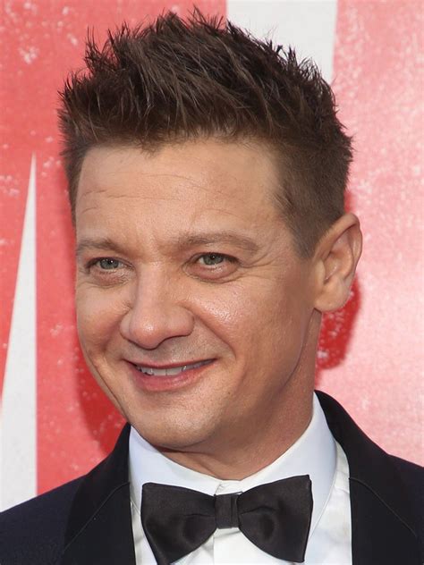 Jeremy Renner Pictures - Rotten Tomatoes