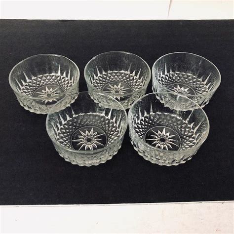 Vintage Arcoroc France Diamond Design Clear Glass Bowls S/5 | Chairish