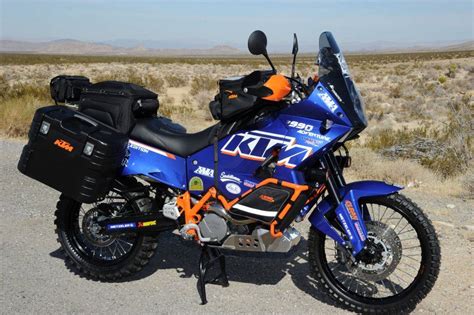 Pin di Adam Grifoll su KTM 990 | Ktm, Motori, Motociclette