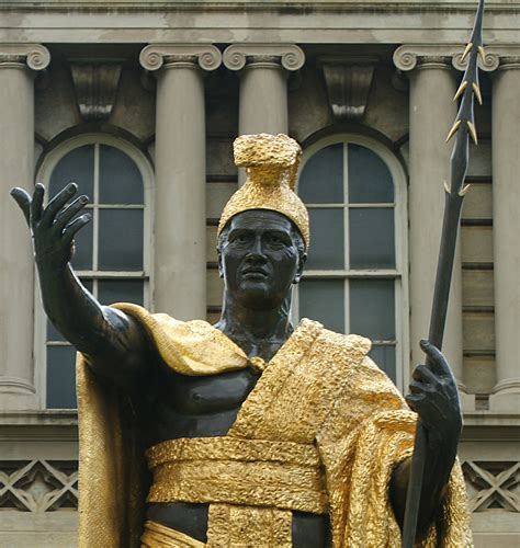 Kamehameha I Statue of King Kamehameha - Hawaii Luaus™