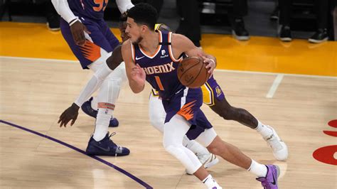 Devin Booker received technical for taunting Lakers after dunk | Yardbarker