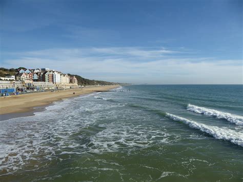 Boscombe beach by artjuggler on DeviantArt