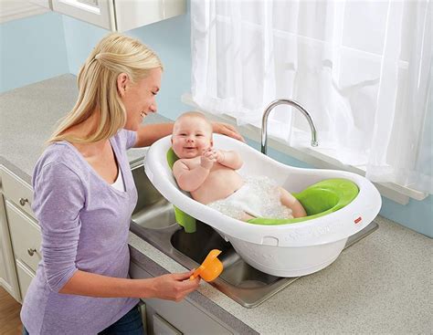 Top 10 Best Baby Bathtubs in 2021 Reviews | Buyer's Guide