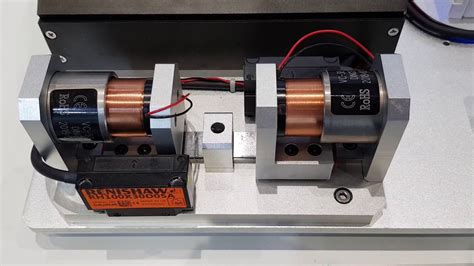 How Voice Coil Motor works? - YouTube