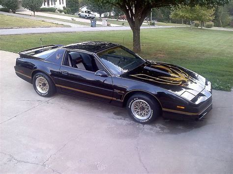 Video: The Smokey and the Bandit 4 Trans Am - Street Muscle