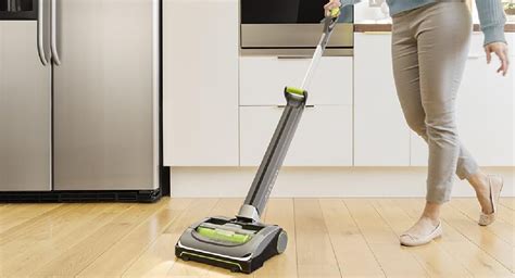 Bissell AirRam Cordless Vacuum from $169.99 Shipped (Regularly $280 ...