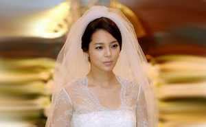 Yoo Hye-yeon Bio, Age, Net Worth, Husband, Affairs & Relationship