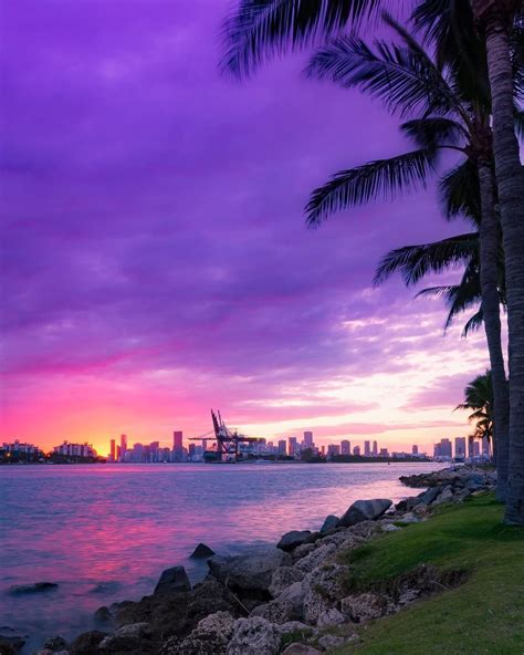 Miami Beach sunset #pgsilver #miamibeachpages | Beautiful beach pictures, Miami sunset, Beach photos