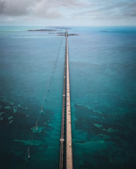 Key West Drive from Miami, also named the Overseas Highway. - Roads