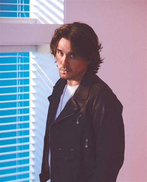 John Mayer Sob Rock Photoshoot | Barba e cabelo, Ideias de cabelo, Cabelo