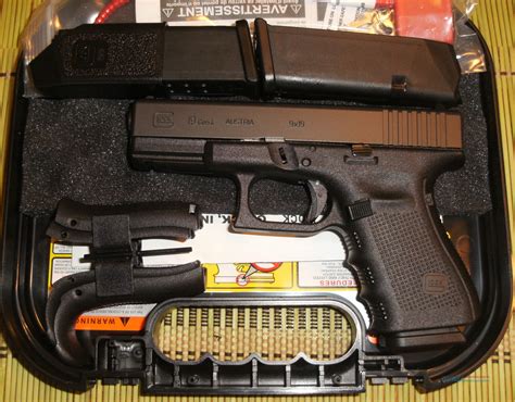 NEW GLOCK 19 GEN 4 - 3 MAGAZINES/BA... for sale at Gunsamerica.com: 976521037