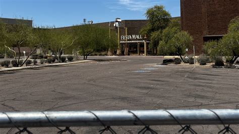 Fiesta Mall demolition begins in Mesa - Axios Phoenix