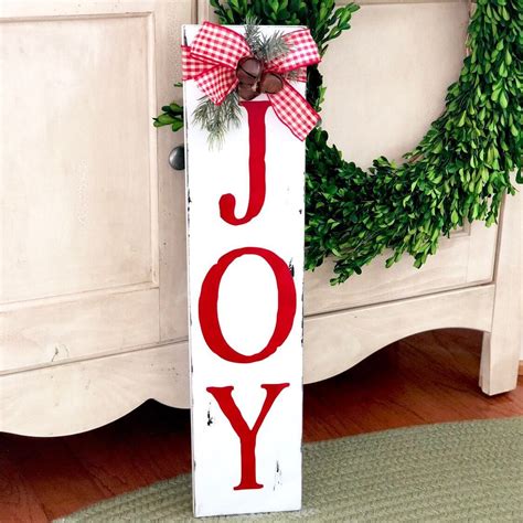 26 Best Christmas Wood Sign Ideas and Designs for 2020