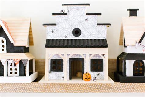 DIY Wood Halloween Village Set | The Pretty Life Girls