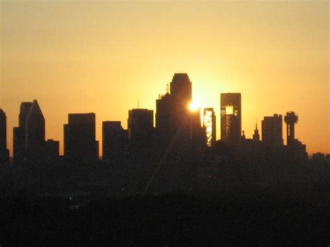 Dallas skyline at sunrise from Indigo Apts on Wedglea in Oak cliff : r/Dallas