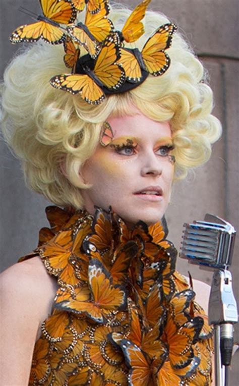 Elizabeth Banks on Hunger Games: Mockingjay: Effie Has to ''Project Runway Her Way'' Through ...