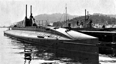 DELFIN Submarine | The first submarine in history to launch a torpedo ...