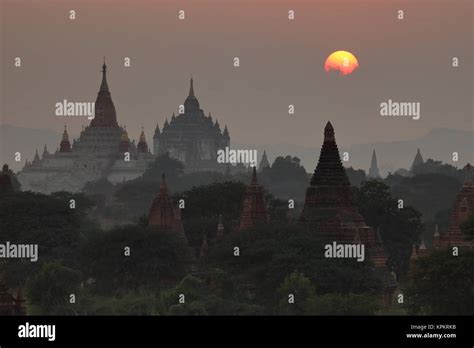 the temples of bagan in myanmar Stock Photo - Alamy