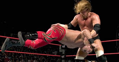 10 WWE Superstars Who Kicked Out of Triple H’s Pedigree