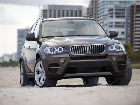 BMW X5 (2011) - pictures, information & specs