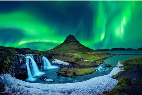 Iceland Northern Lights Cruise 2024 - Carley Margaux