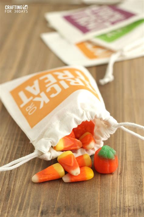 DIY Halloween Treat Bags