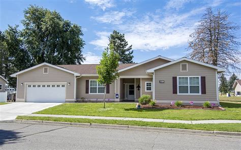 Fairchild AFB Homes | Family Housing at Fairchild AFB, WA | Photos