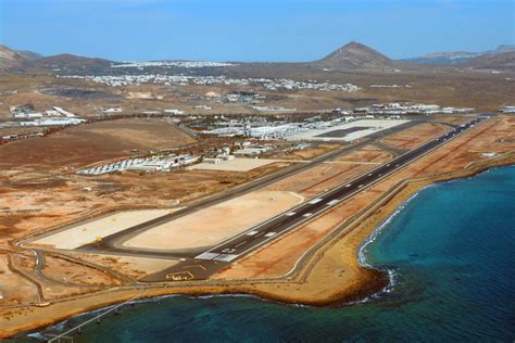 Aeropuerto César Manrique Lanzarote - CANARIA GUIDE