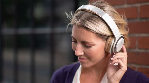 These wireless headphones boast an incredible 100-hour battery life ...