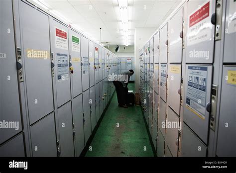 Baggage lockers at Ueno station Stock Photo - Alamy