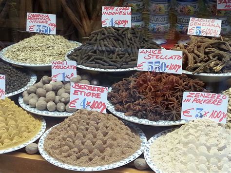 Rialto Market Street Food | GetYourGuide