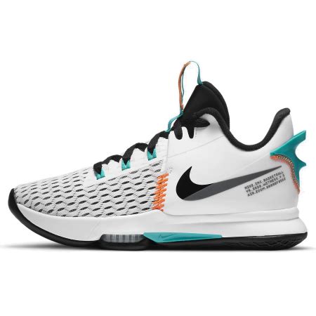 kixstats.com | Which basketball players wear Nike LeBron Witness 5