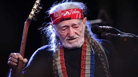 Willie Nelson inhales the love at 90th birthday concert - Entertainment ...