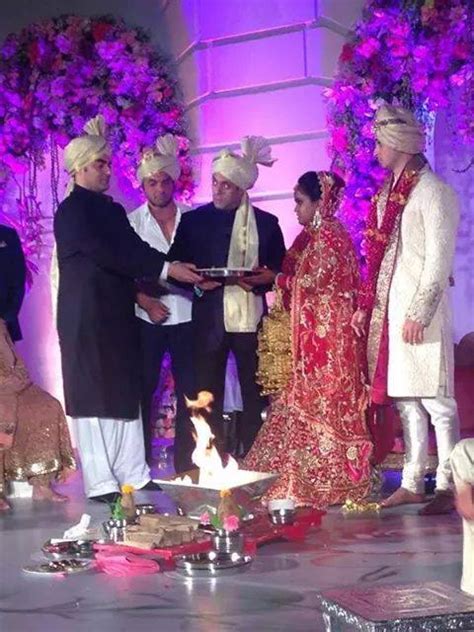 Salman Khan On Her Sister Wedding - Arts & Entertainment Images & Photos