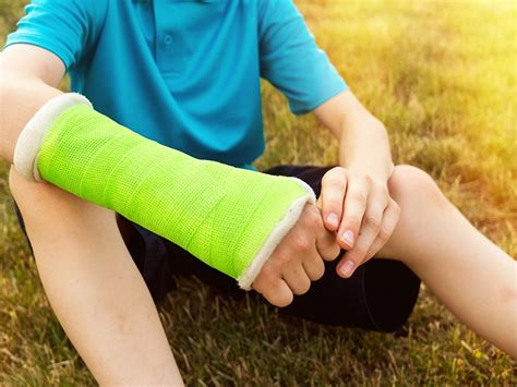 Greenstick fracture treatment - Health Articles Magazine