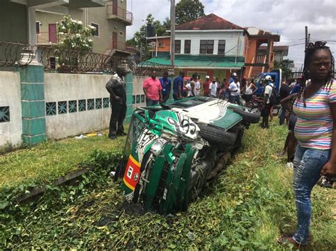 8 seriously injured after two buses collide | INews Guyana