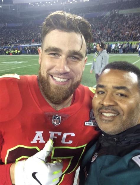 Travis and Jason Kelce, brothers and Super Bowl opponents, are still ...