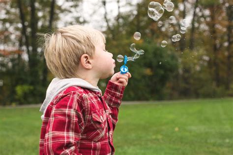 Blowing Bubbles - An Early Swim Skill - Sea Otter Swim Lessons