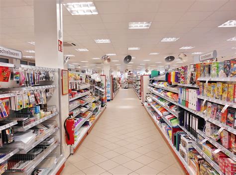 Best Supermarket lighting Solutions - UPSHINE Lighting