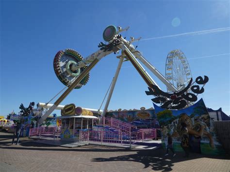 Frisbee (Southport Pleasureland) - Coasterpedia - The Roller Coaster ...