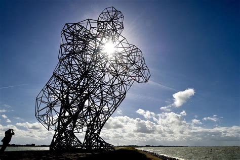 Famous modern sculpture find more at Modern-sculptures.com Abstract Sculpture, Wood Sculpture ...