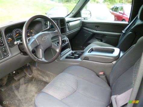 2003 Chevrolet Avalanche 1500 Z71 4x4 Interior Color Photos | GTCarLot.com