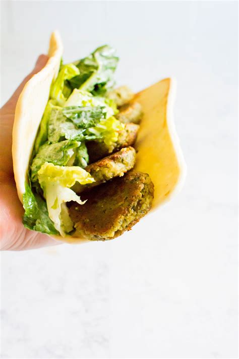 Falafel Kale Salad Sandwich – Yeah…Immaeatthat