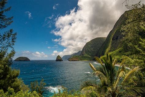 Hiking to Kalaupapa - A Must-Do when Visiting Molokai, Hawaii