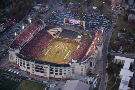 Donald W. Reynolds Razorback Stadium | American Football Wiki | FANDOM ...