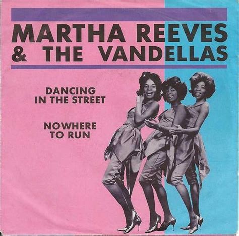 Martha Reeves and the Vandellas - "Dancing in the Street." (1964) | Motown, Martha reeves, Tamla ...