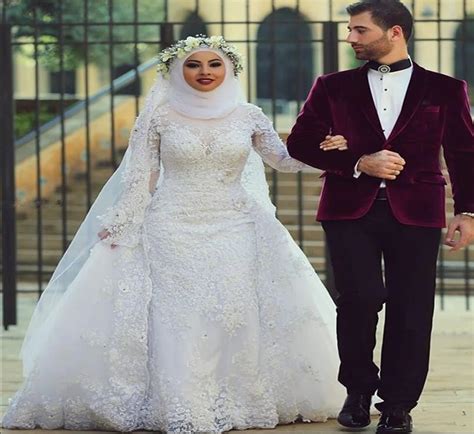 Wedding Dress Luxury 2015 Muslims Saudi Arabia Dubai Long Sleeve Lace Wedding Dresses Saia ...